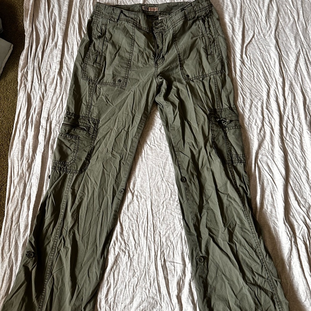 Olive green cargo pants - Picture 4 of 6